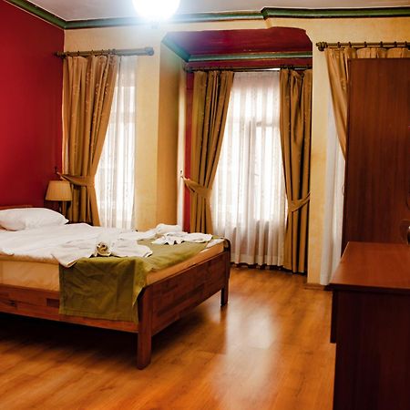 Istanbul Irish Hotel Eksteriør billede