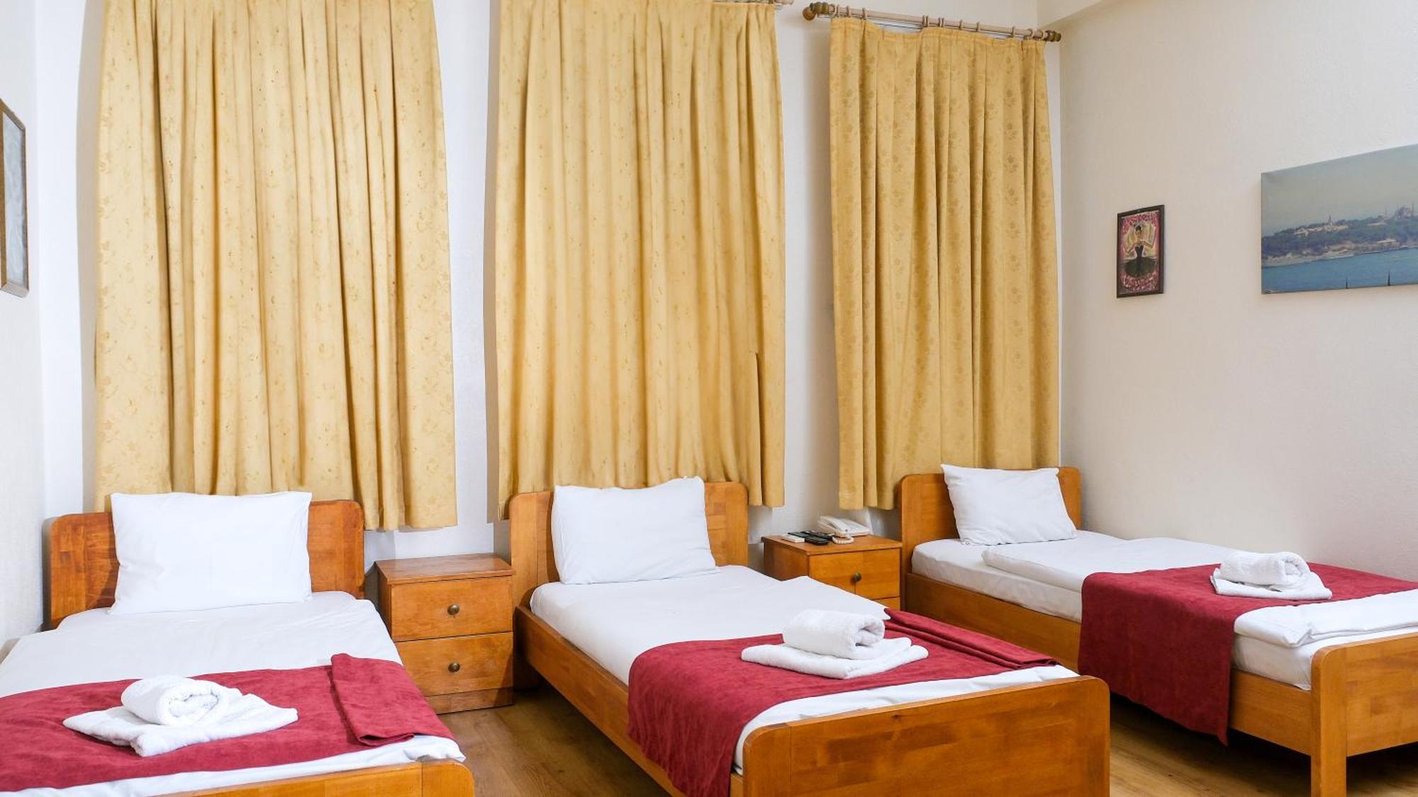 Istanbul Irish Hotel Eksteriør billede