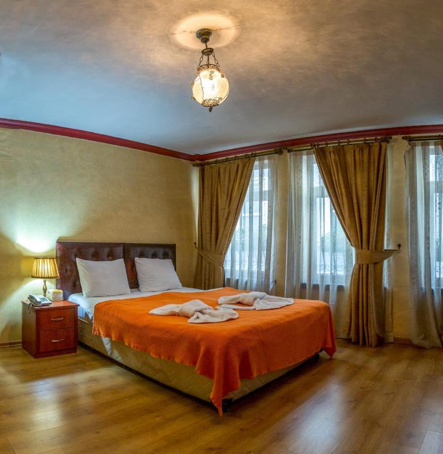 Istanbul Irish Hotel Eksteriør billede